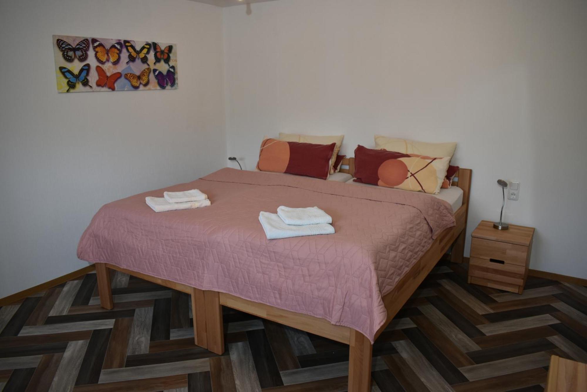 Ferienwohnung Am Steigerwaldrand Sugenheim Bagian luar foto