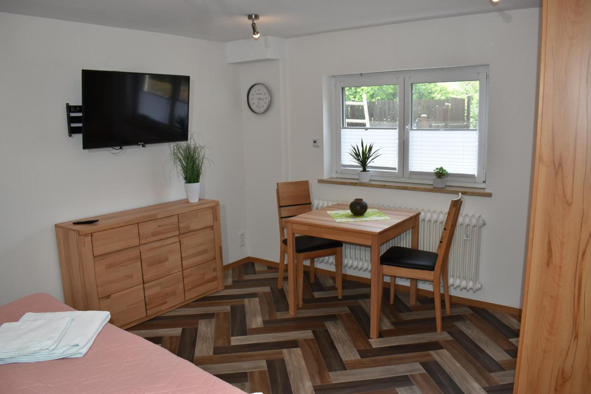Ferienwohnung Am Steigerwaldrand Sugenheim Bagian luar foto